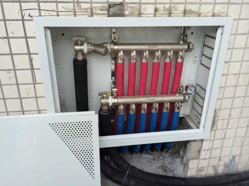空氣能地曖機